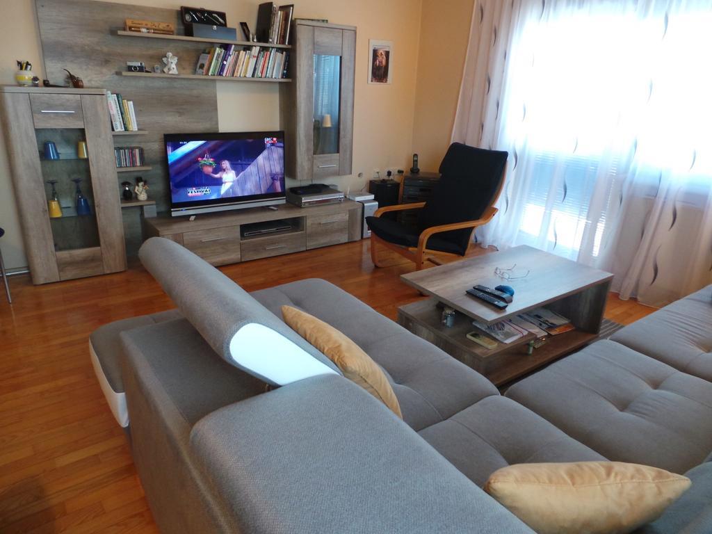 Apartments Hrga プーラ エクステリア 写真